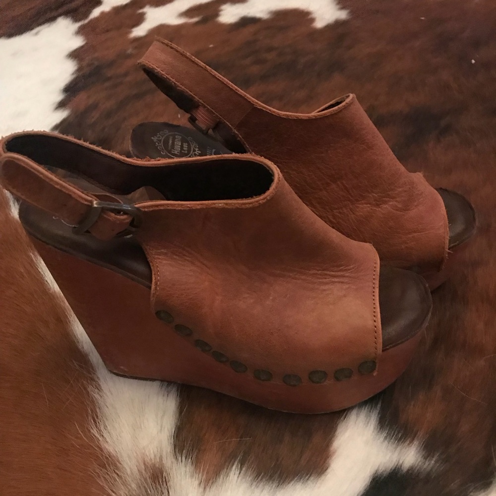 Jeffery Campbell Tan Platform Wedges